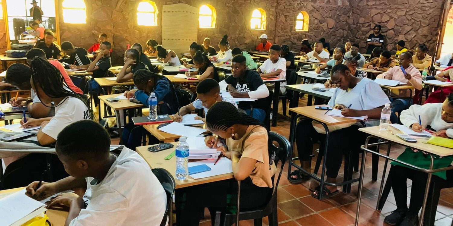TheCurveF Camp (Grades 10 & 11) 