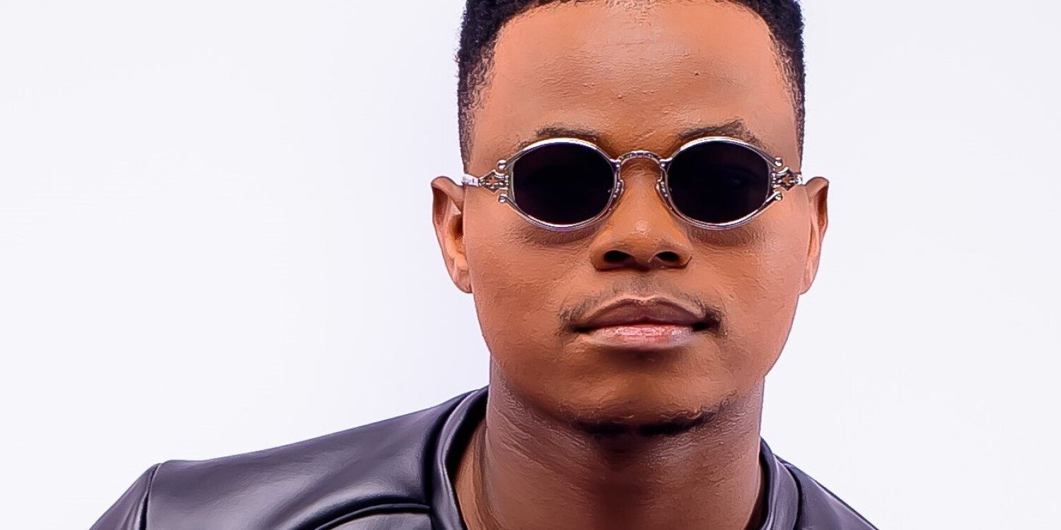 According to Grace Tour Brits - AYANDA NTANZI
