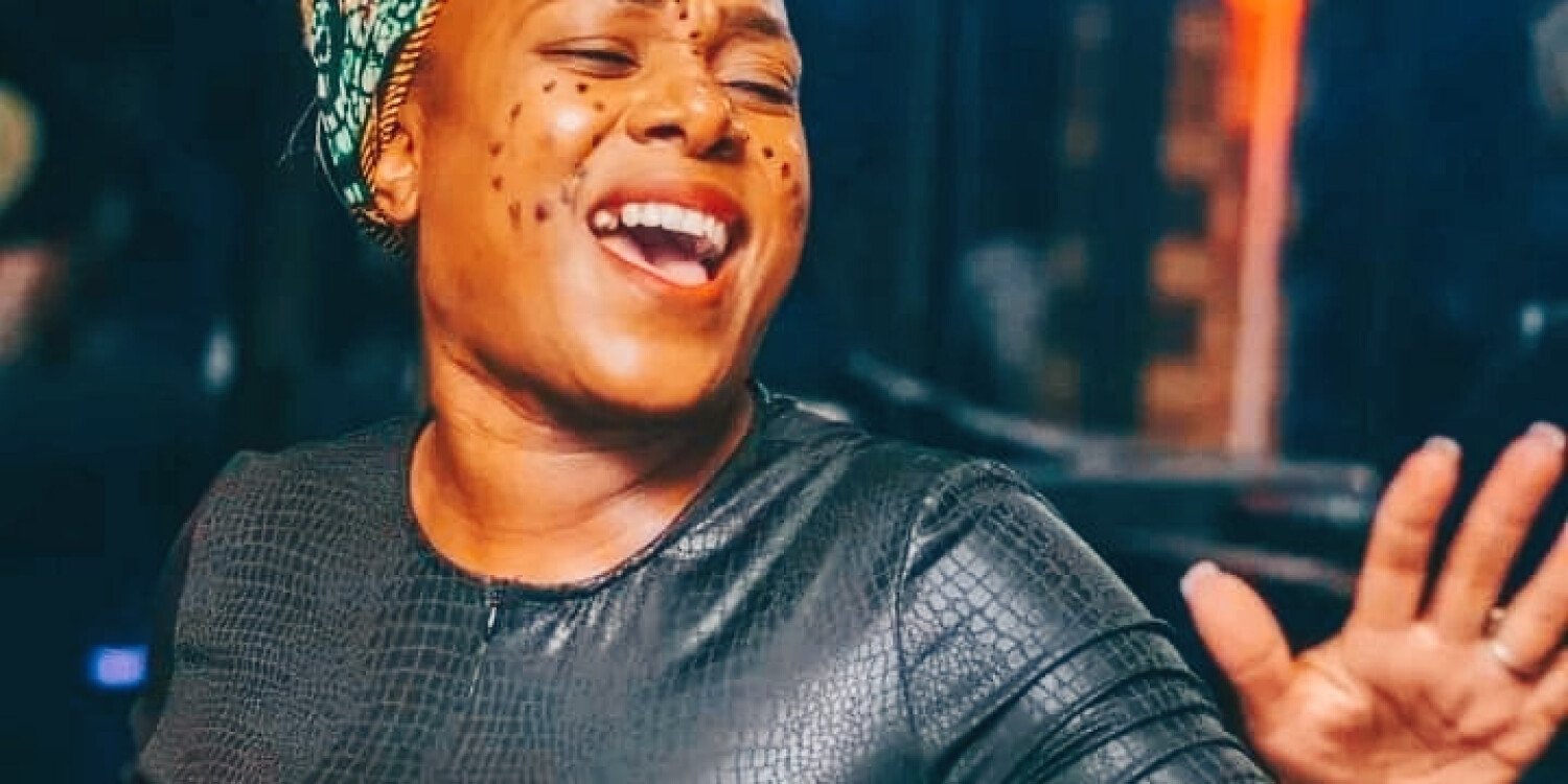 Jolaaah's Jean and Doek Mother's day event 