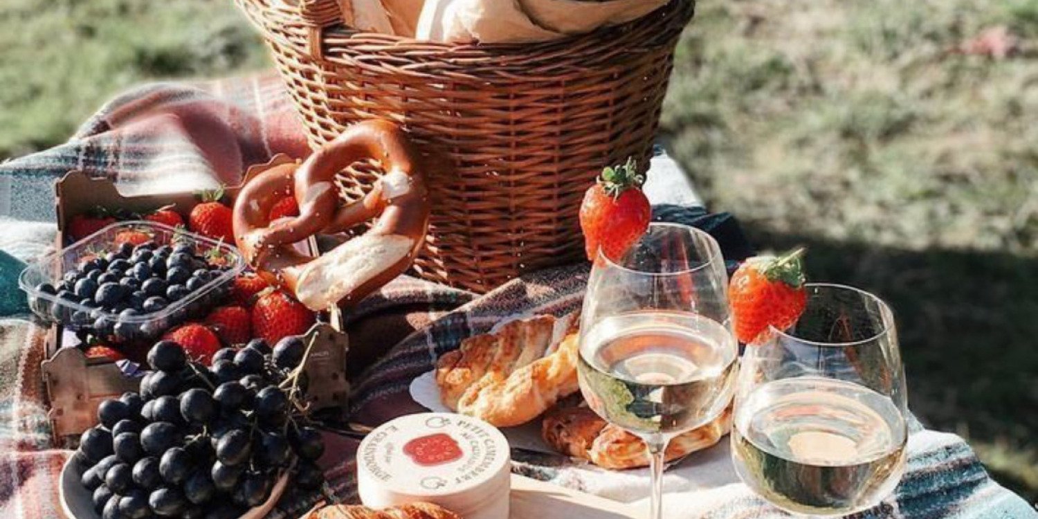 Sip and Paint December Picnic Edition Computicket BoxOffice