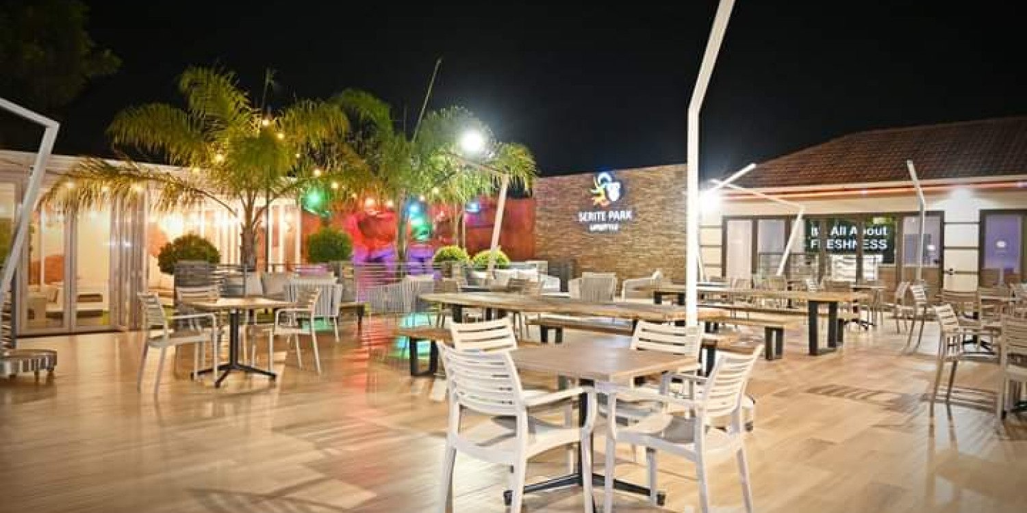 Serite Park All Black Party