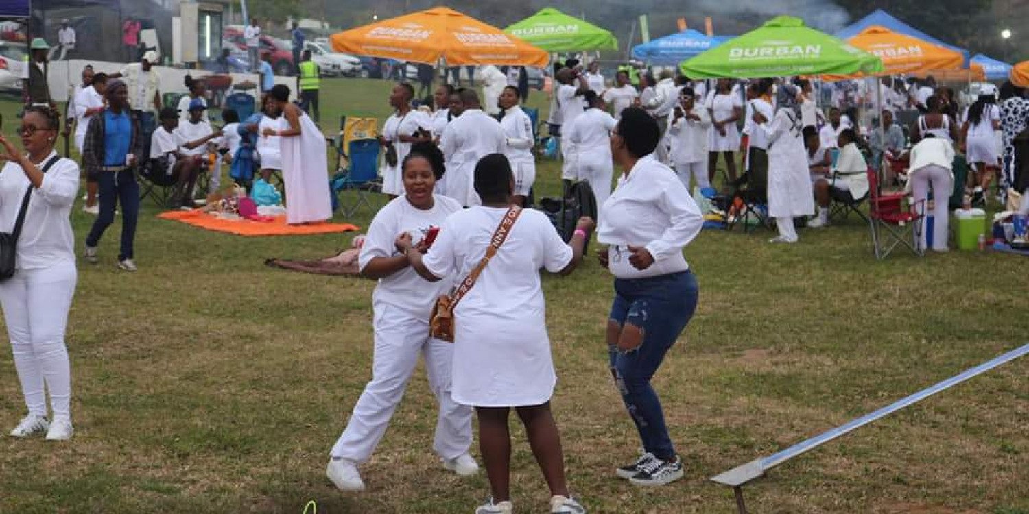 All White Picnic 