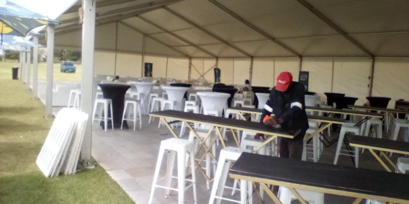 Lovers and Christmas' 