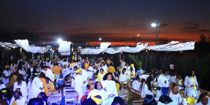 DEE WOMEN'S EMPOWERMENT ENTERTAINMENT 