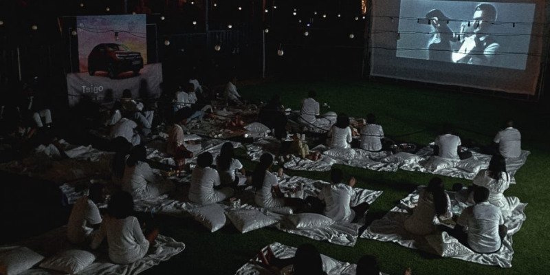 Itsoseng Night Picnic & Movie 