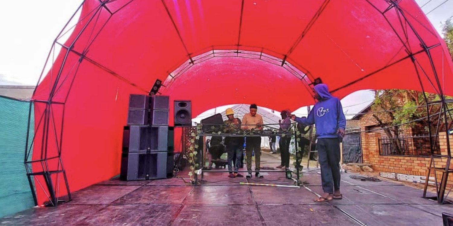 Monate Fiesta Lekompo edition 