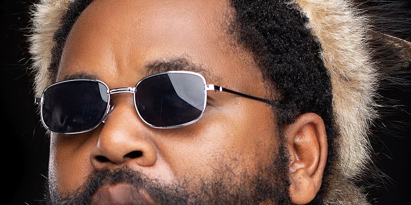 ALL BLACK PARTY WITH SJAVA