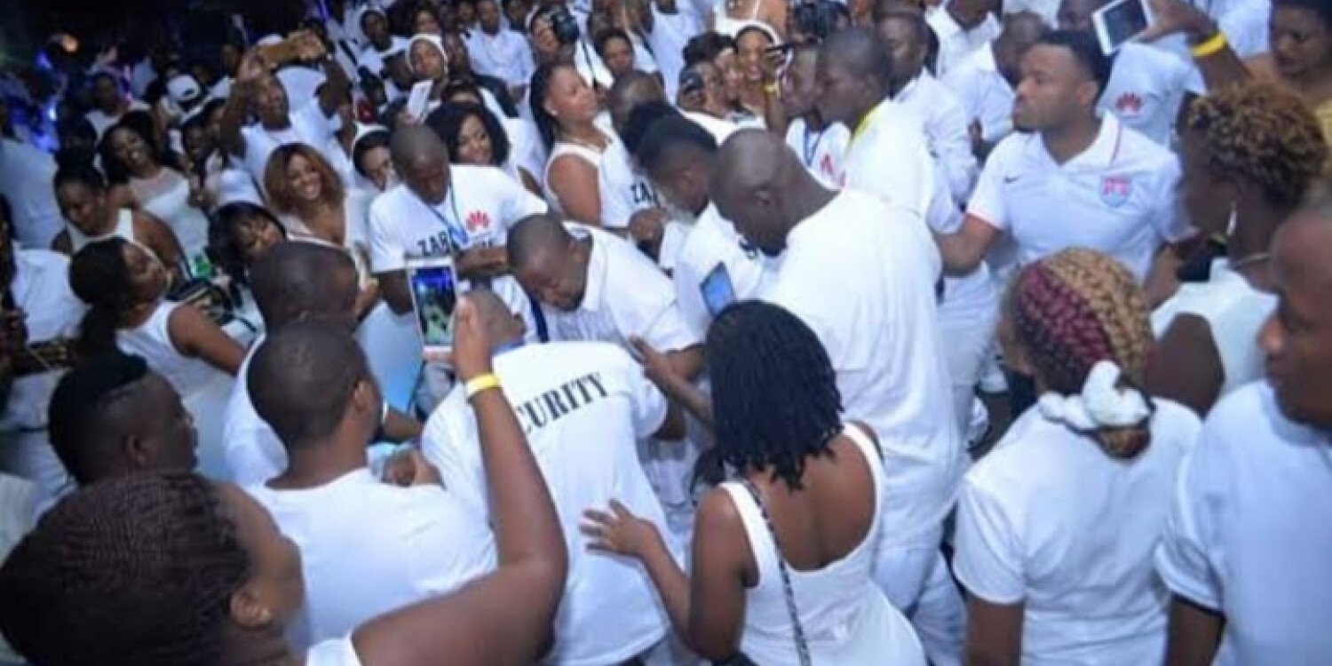 All white Bush Party 