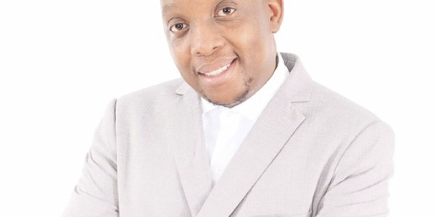 Martin Molosi - Le Nna Nka Paka